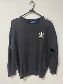 adidas ブラック スウェット トレーナー
