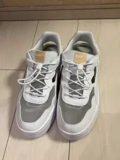 Jordan スニーカー CZ3984-101 US 10 - メルカリ