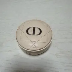 Dior スキンフォーエバーパウダー ラベンダー