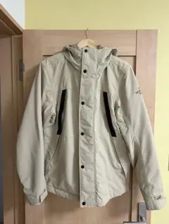 THE NORTH FACE ベージュジャケット