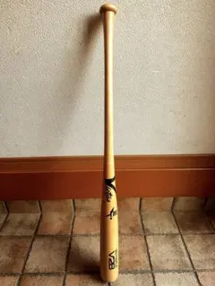 Victus V28 メープルバット 33インチ860g平均　硬式木製　BFJ