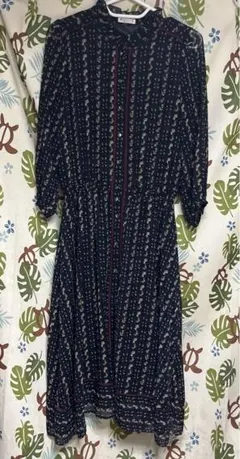 アクシーズファム　シフォン　 ワンピース　小花柄