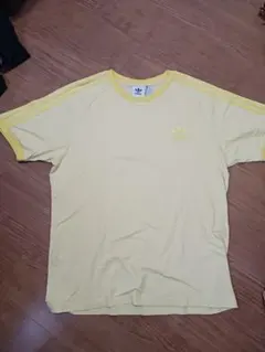 adidas イエロー Tシャツ M