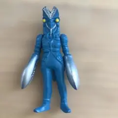 ウルトラマン バルタン星人 フィギュア ソフビ 食玩 ビンテージのサムネイル
