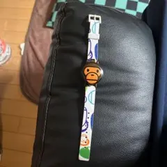 BAPE サル顔 デジタルウォッチ　おまけ付きのサムネイル