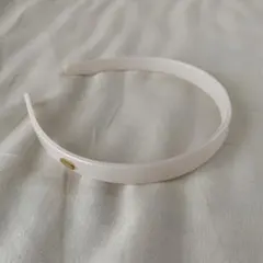 カチューシャ ホワイト