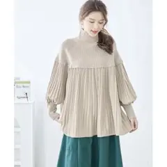【お値下げ可】新品未使用 TRUBE ニット長袖プリーツトップス体型カバー婦人服