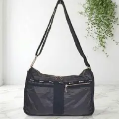 ✨美品✨レスポートサック　エッセンシャル　ショルダーバッグ　ネイビー　軽量