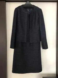 ネイビーツイードスーツ