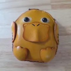 新品　鴻池製作所 KONOIKE 本革細工 ヌメ革 ペンギン 動物貯金箱シリーズ 鴻池製作所 KONOIKE 本革細工 ヌメ革 ペンギン 貯金箱 - メルカリ