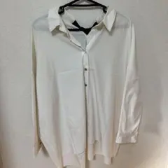 ホワイトリボン付き長袖シャツ Lサイズ