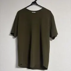 オリーブ色 クルーネック Tシャツ