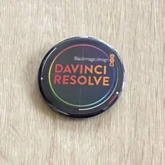 BLACKMAGIC Design Davinci Resolve 缶バッジのサムネイル
