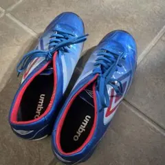 umbro フットサルシューズ　23