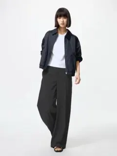 UNIQLO。感動ワイドパンツ。ブラック。M。