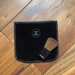 CHANEL チークケースとブラシのサムネイル