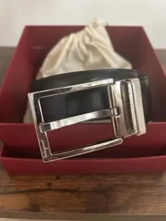Salvatore Ferragamo 黒 ベルト　箱、収納袋は付属しません