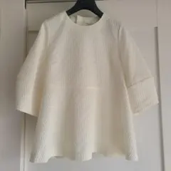 ジャガードペプラムブラウス ランタン袖 ホワイト M