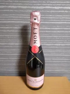 MOËT & CHANDON ロゼ インペリアル 750ml 新品 未開栓のサムネイル