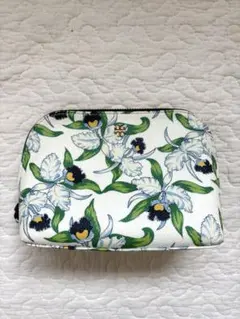 トリーバーチ　ポーチ