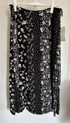 【新品未使用・タグ付】INCEDE 花柄と水玉模様のロングスカート LL