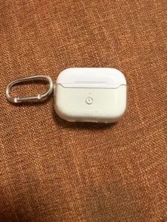 AirPods Pro 充電ケース 本体 カラビナ付きケースLightning