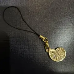 手作りレジン　アンモナイト風ストラップ