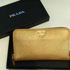 プラダ 長財布