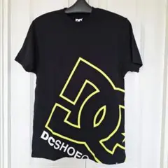 DC ロゴ Tシャツ ブラック/イエロー