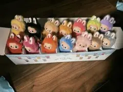 ポップマート THE MONSTERS LABUBU PIN FOR LOVE