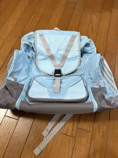 adidas アディダス 大きめリュック　修学旅行、林間学習、合宿等に