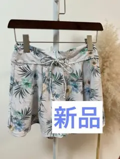 ブラックシャーク新品⭐️ハイビスカス花柄フラワー水着スカートパンツセパレートのサムネイル