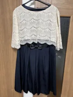 フォーマル　レーストップスとサテンスカートのセットアップ