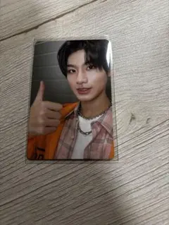 Item thumbnail for item 31924668-482f-40fb-bd3c-293d9400aba7