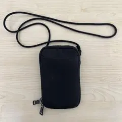 ユナイテッドアローズ　ポシェット　サコッシュ　スマホバッグ　ミニ財布　ブラックのサムネイル