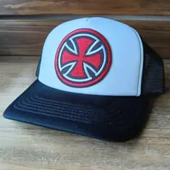 ①アメカジ、古着好き必見！ アイアンクロス　メッシュキャップ　トラッカーキャップ