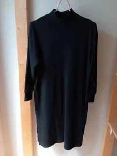 GU ニットハイネックワンピース黒 Mサイズ