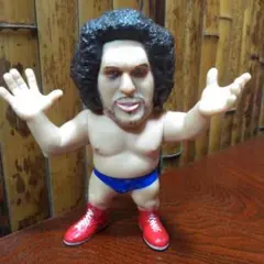 アンドレザジャイアント　ソフビ