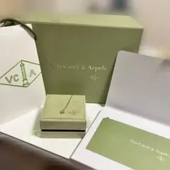 Van Cleef Arpels ヴァンクリ スウィート アルハンブラネックレス