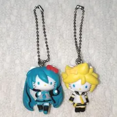 初音ミク ボカロ ハローキティ コラボ ボールチェーンマスコット 4つまとめ売り 初音ミク ボカロ ハローキティ コラボ ボールチェーンマスコット