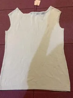ノースリーブベスト　トップス