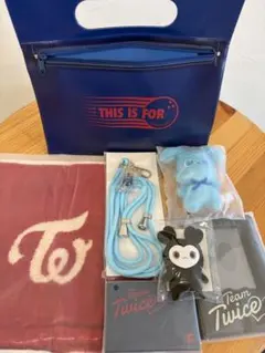 TWICE 〈THIS IS FOR〉　國立競技場　4/25 升級特典