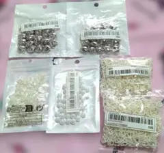 ビーズキーホルダー パーツ ハート ホワイト チャーム蝶々