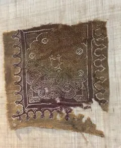コプト裂　古裂　古布　幾何学文裂　古代エジプト　コプト織　断片 コプト裂 古裂 古布 幾何学文裂 古代エジプト コプト織 断片 - メルカリ