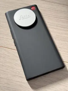 Leitz Phone 2 ホワイト　ケース付き