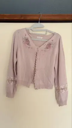 axes femme 花柄刺繍カーディガン ピンク レース スカラップデザイン