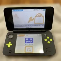 New Nintendo 2DSLL ニューニンテンドー 美品 ケースおまけ