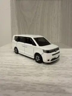 m*i様 トミカ　ホンダステップワゴン　白　非売品