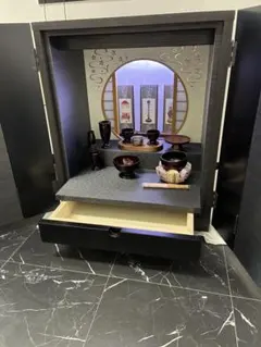 新品未使用 コンパクト　黒い仏壇　仏具セット！ お得です。
