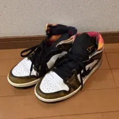 Nike Air Jordan 1 ホワイト/ブラック/ゴールド
